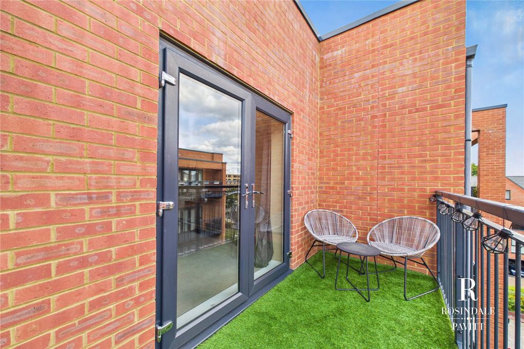 Property photo 1 of 18 Picture No. 10