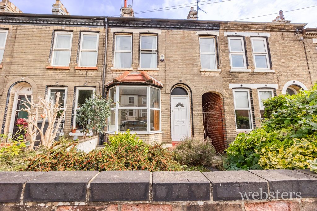 Property photo 1 of 14