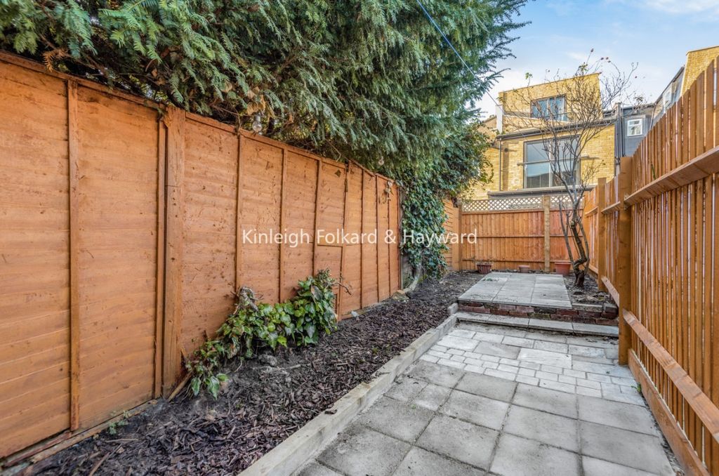 Property photo 3 of 10 50Fa7Ffe-0d71-48Ff-8