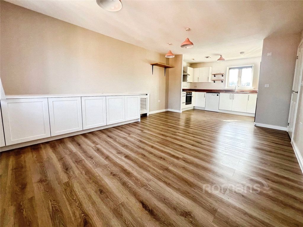 Property photo 3 of 18 Picture No. 13