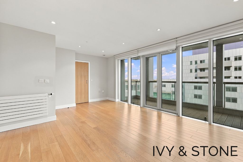 Property photo 3 of 18 5050324