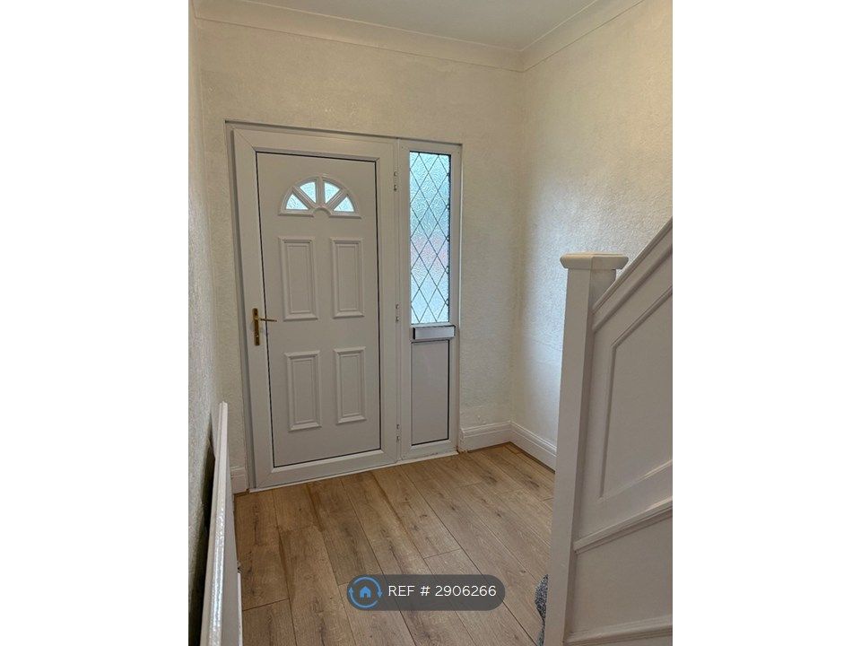 Property photo 2 of 29