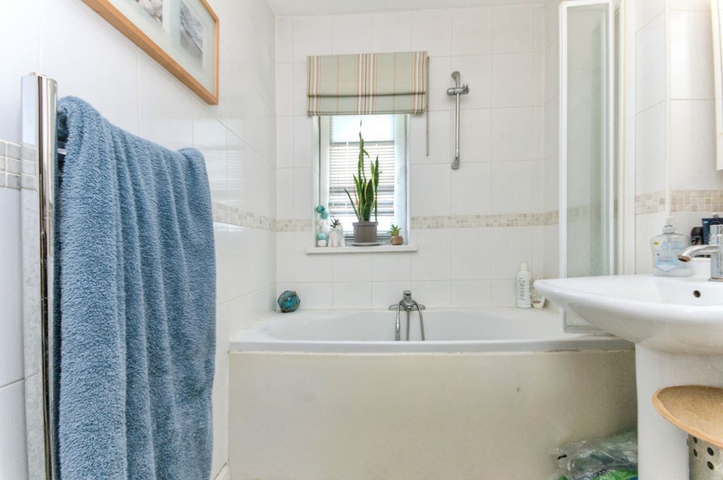 Additional image 25 of 2 bed flat for saleRoyal Parade, Eastbourne BN22