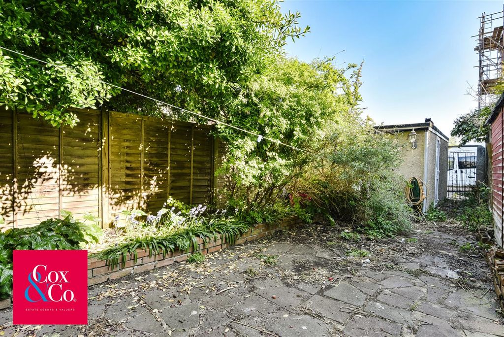 Property photo 2 of 16 81L_7443.Jpg