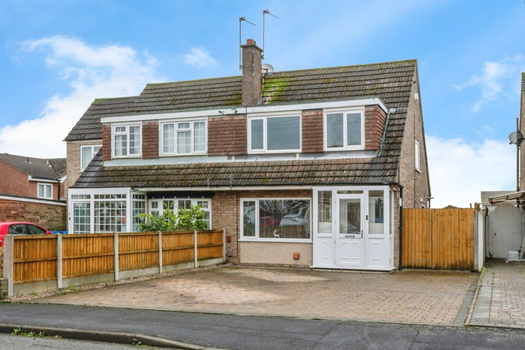 Property photo 1 of 16 External