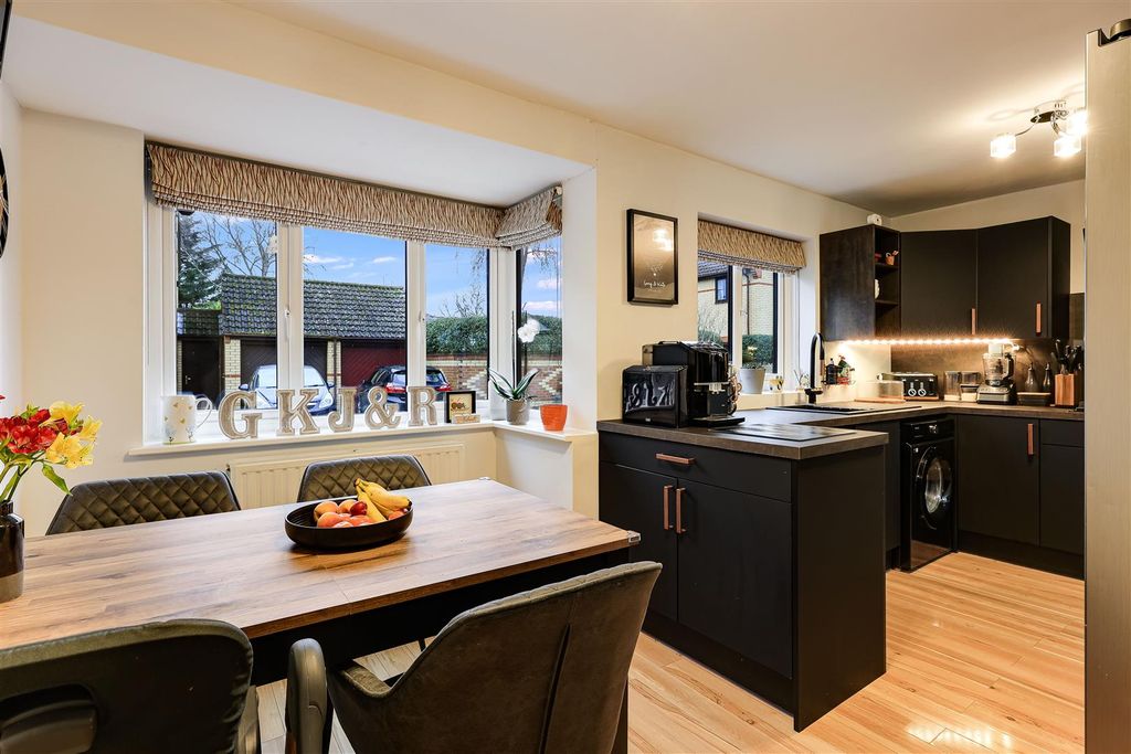 Property photo 2 of 15 Img_1549.Jpg