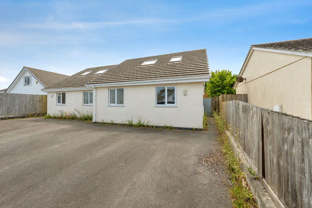 Property photo 1 of 17 Picture No. 23