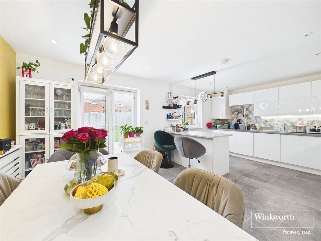 Property photo 2 of 14 Picture No. 08