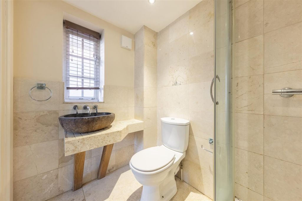 Property photo 3 of 16 Ba-6.Jpg
