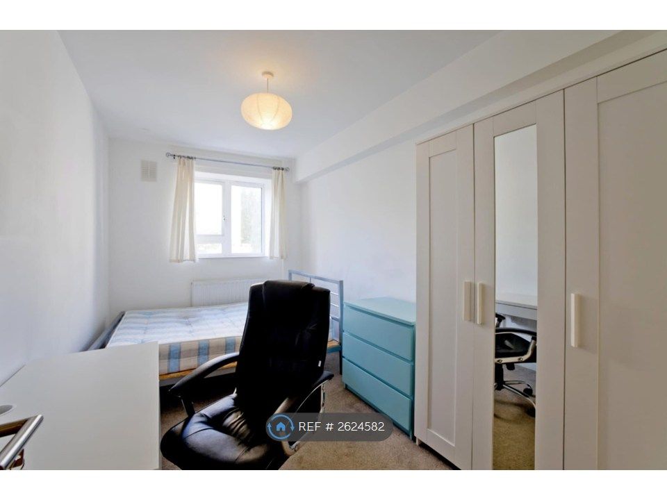 Property photo 3 of 11