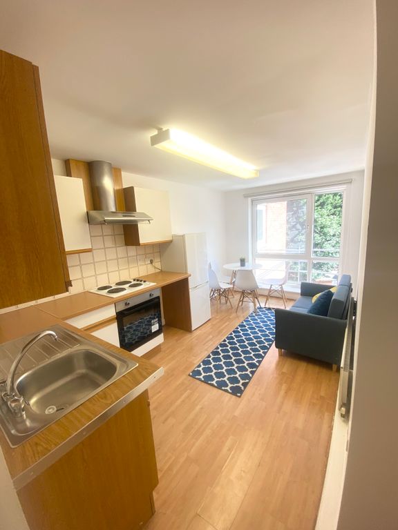 Property photo 2 of 12