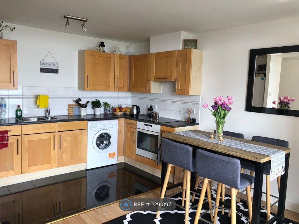 Property photo 3 of 8