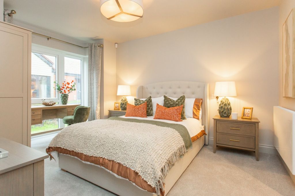 Property photo 3 of 11 Plot 6 Sales Suite