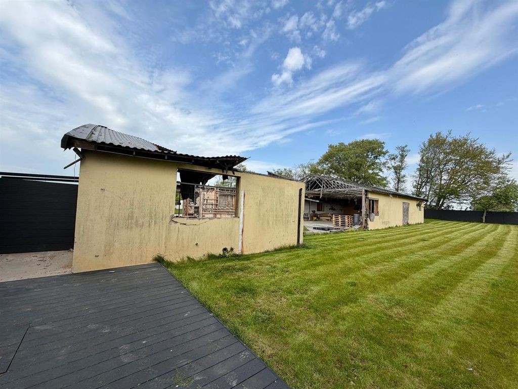 Additional image 15 of 6 bed detached house for saleHall Lane, Wincham, Northwich CW9