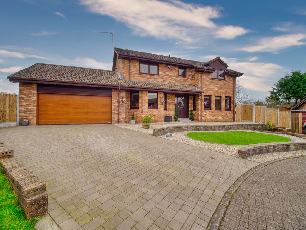 Property photo 2 of 40 Exterior