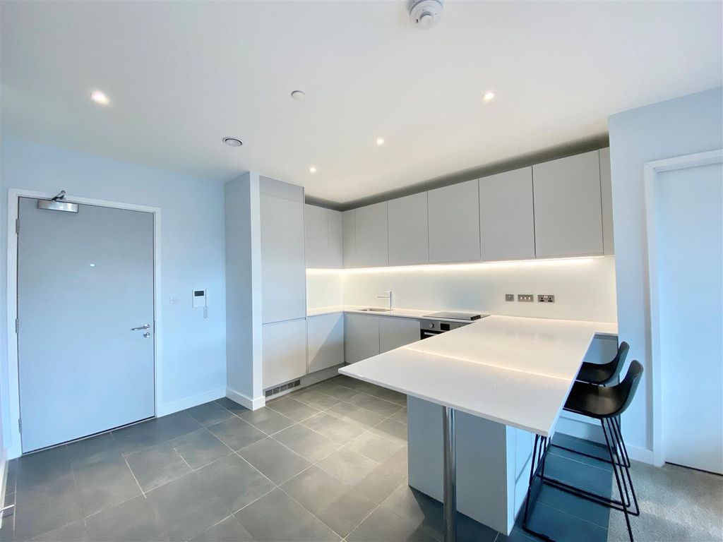 Property photo 3 of 9