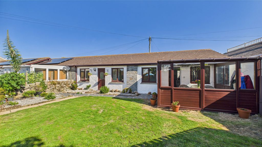 Property photo 1 of 11 3 Bedroom Bungalow For Sale