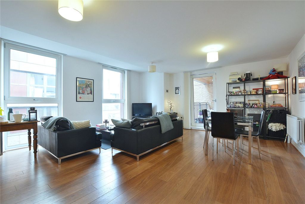 Property photo 1 of 8 Picture No. 10