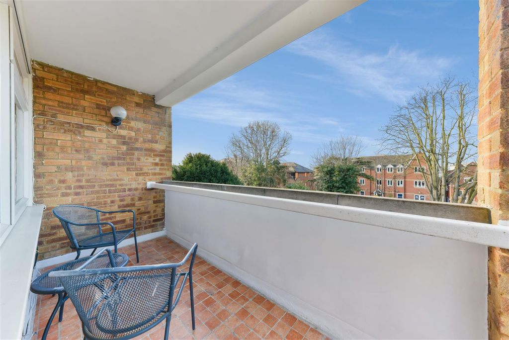 Property photo 3 of 12 Balcony