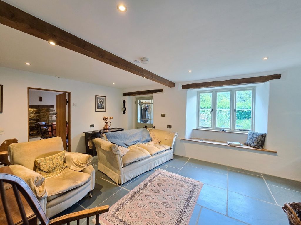 Property photo 2 of 26 5105872