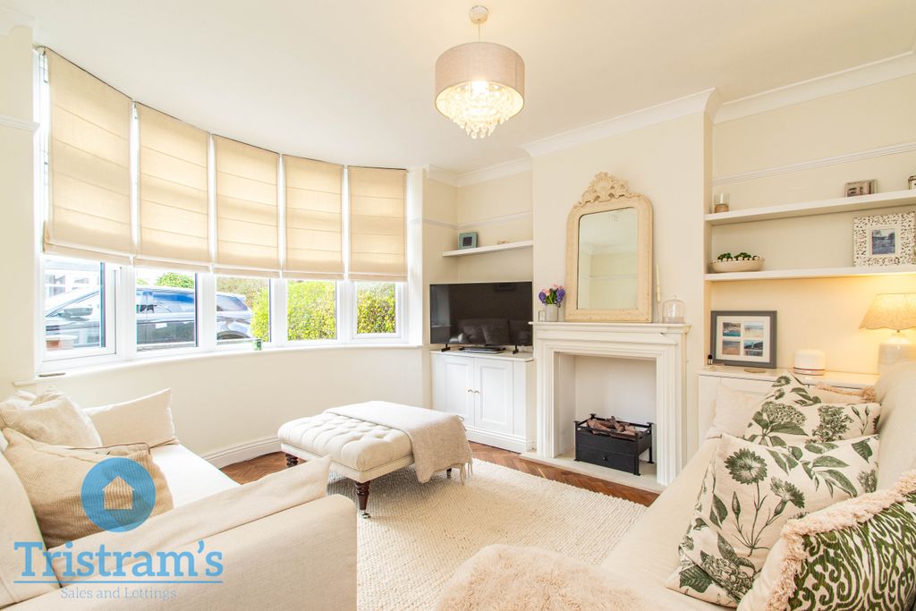 Property photo 2 of 29