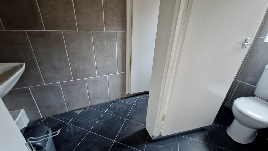 Additional image 11 of 2 bed detached house for saleHigh Street, Delabole PL33