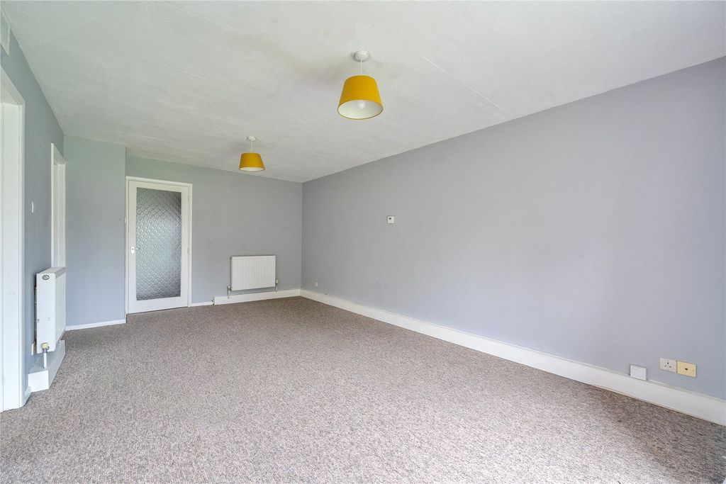 Property photo 3 of 17 Picture No. 14