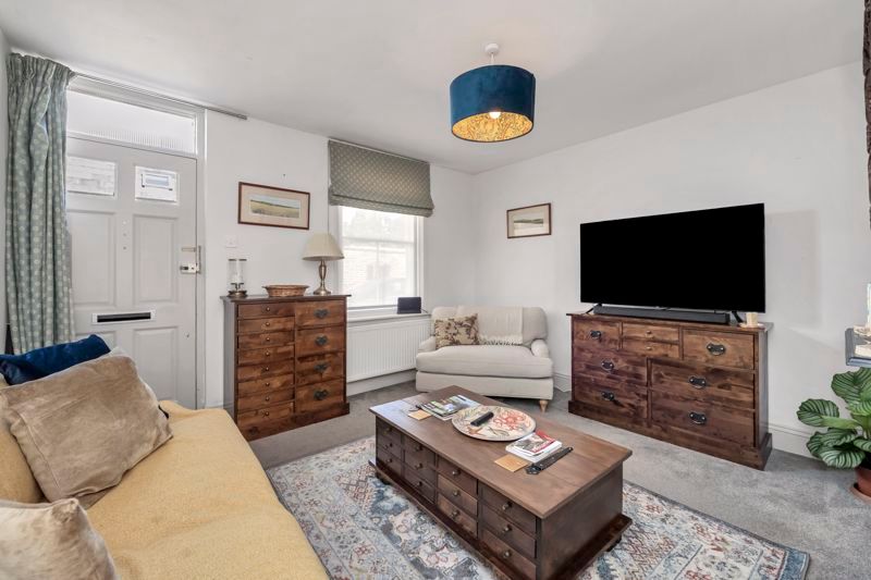 Property photo 3 of 14 Sitting Room