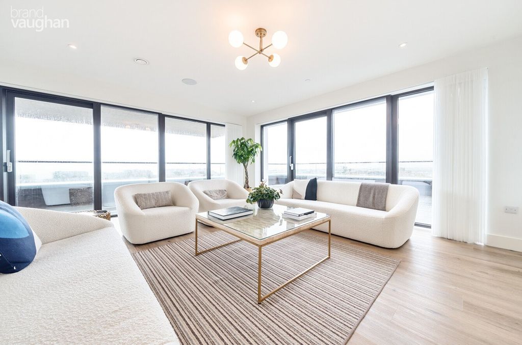 Property photo 1 of 27 Living Area 2