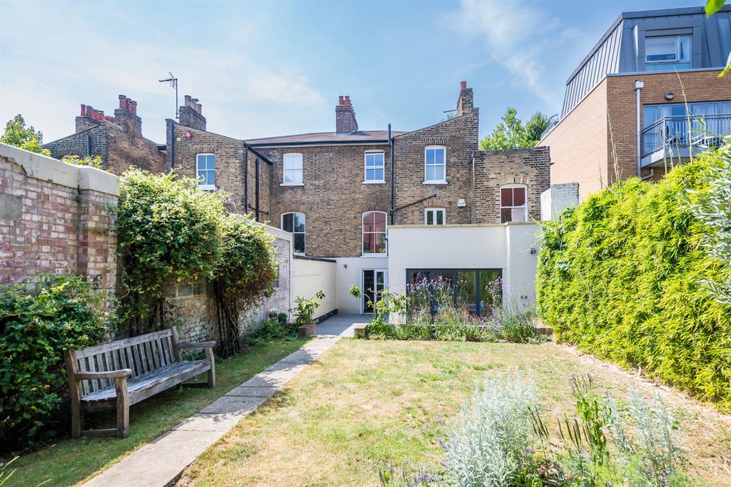 Property photo 1 of 45 1 Glangall Road-2.Jpg