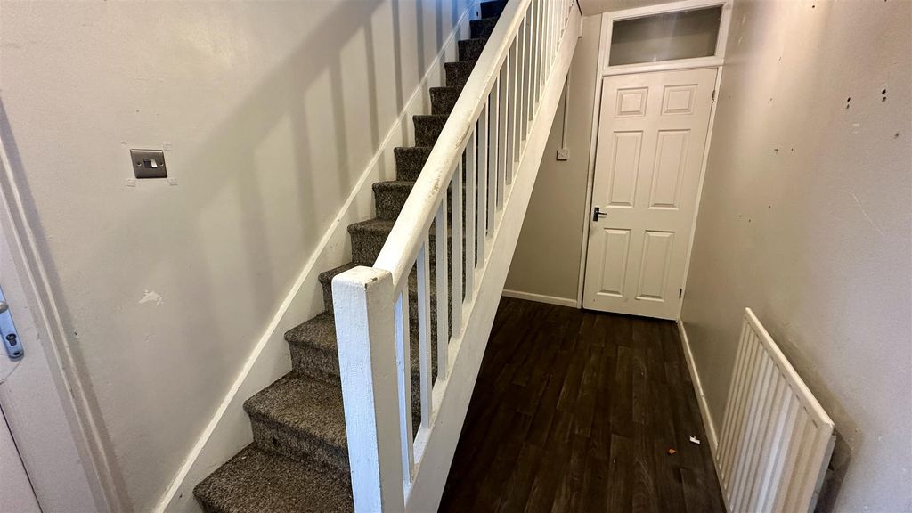 Property photo 2 of 11 20260206_112737345_Ios.Jpg