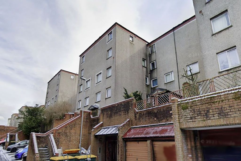 Property photo 1 of 7