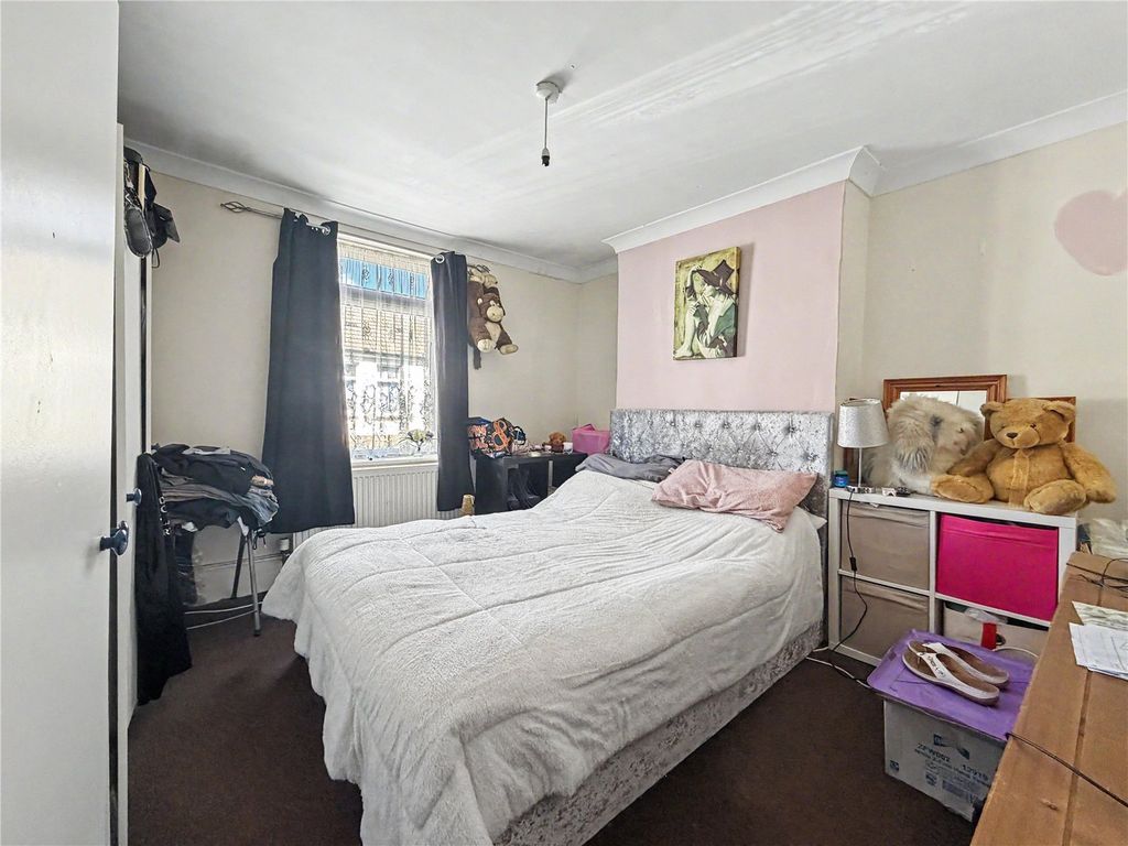 Property photo 2 of 7 Picture No. 09