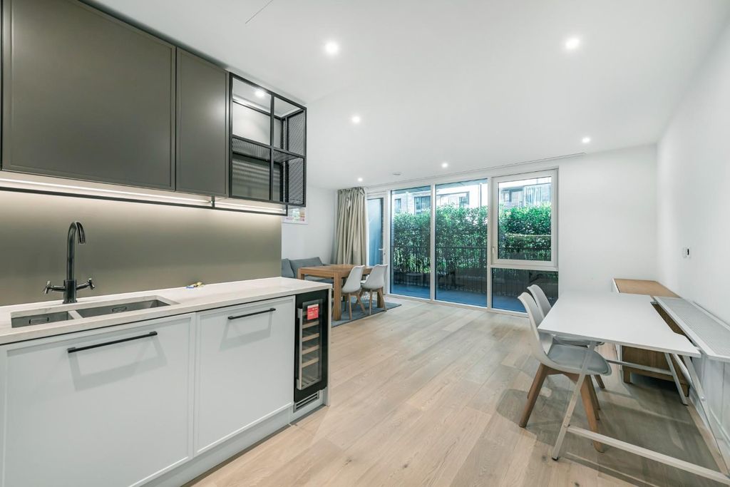 Property photo 1 of 16 Open Plan Living