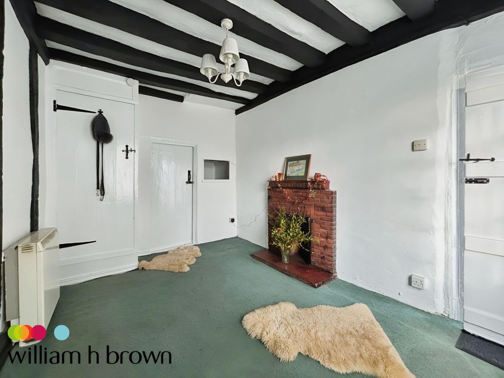 Property photo 3 of 9 Living Room