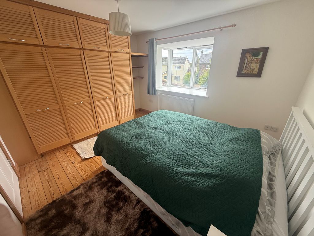 Property photo 3 of 3