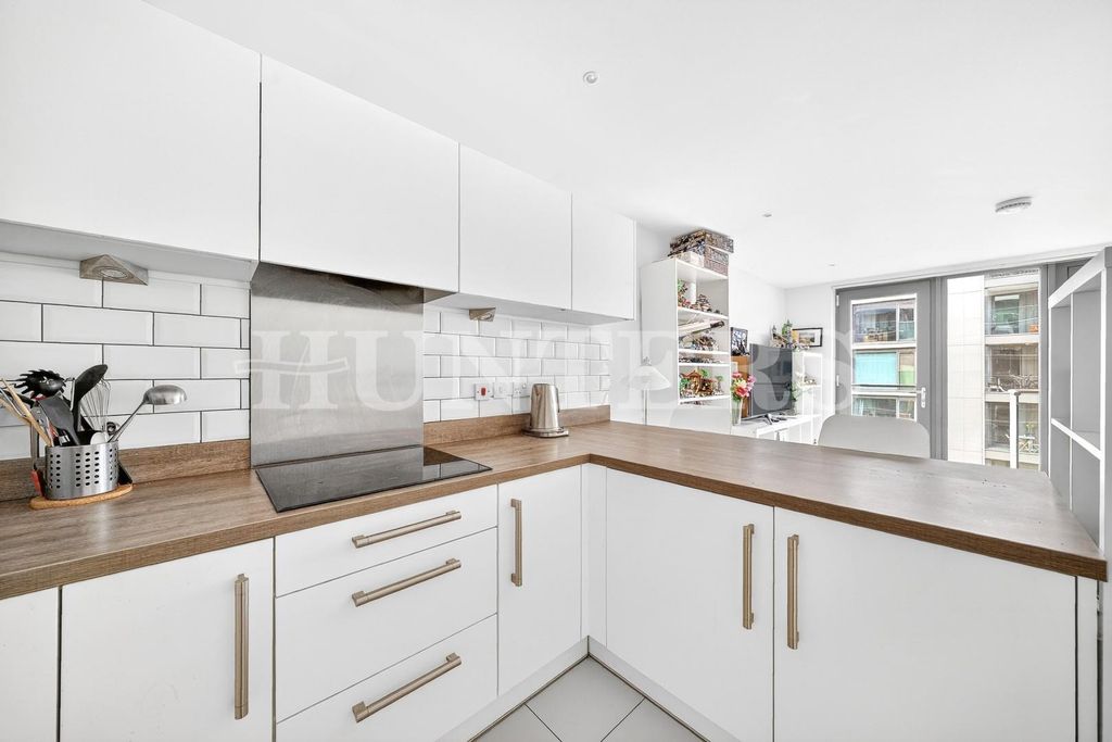 Property photo 3 of 11 Dsc08266.Jpg