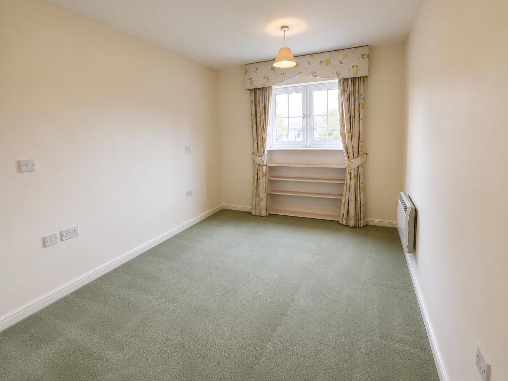 Property photo 2 of 11