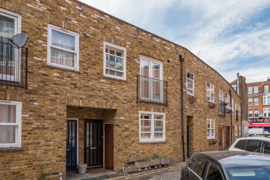 Property photo 2 of 16 Picture No. 02