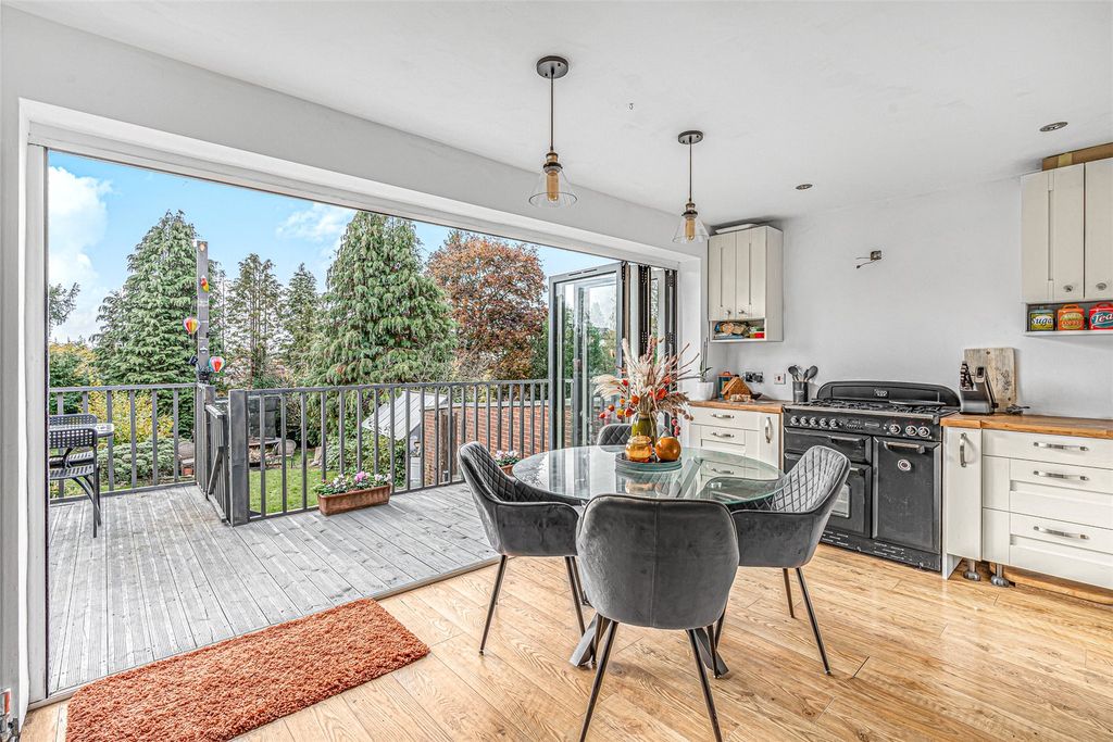 Property photo 2 of 17 Picture No. 08