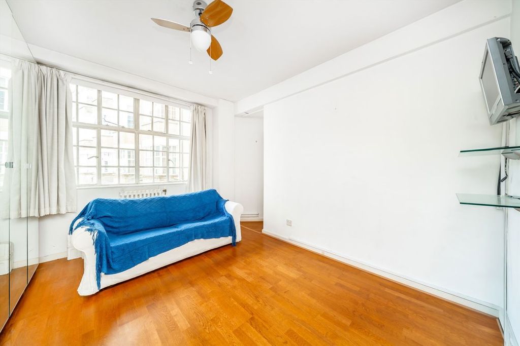Property photo 3 of 4