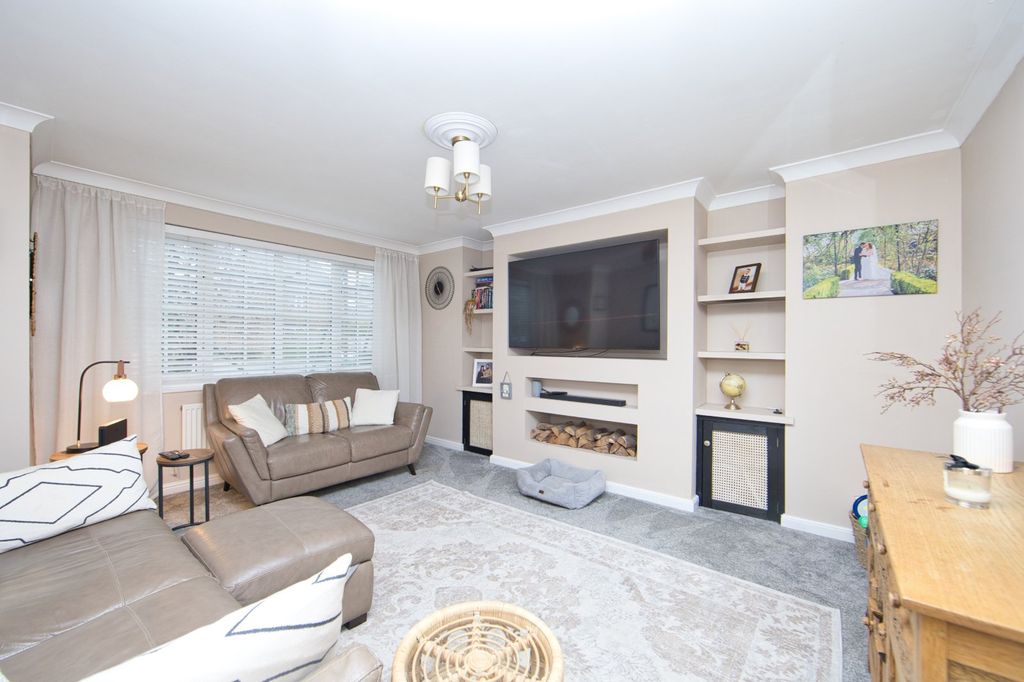 Property photo 2 of 13 Picture 2