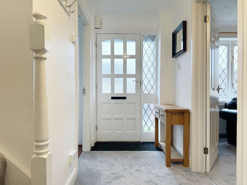 Property photo 2 of 24