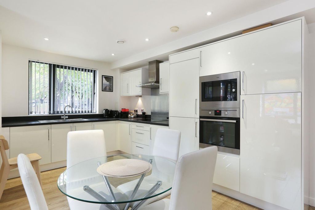 Property photo 3 of 14 _Elfuzyq.Jpeg