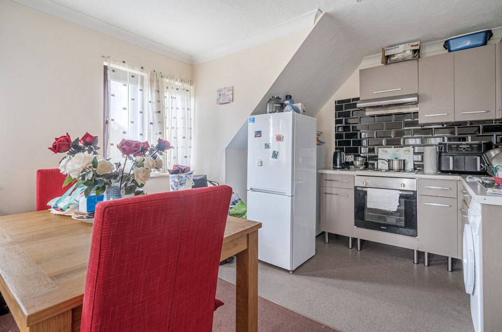 Property photo 2 of 15 1395753-2-6964c1A...