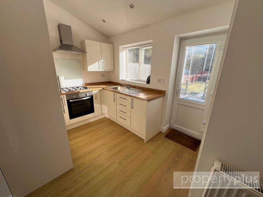 Property photo 3 of 12 Picture No. 04