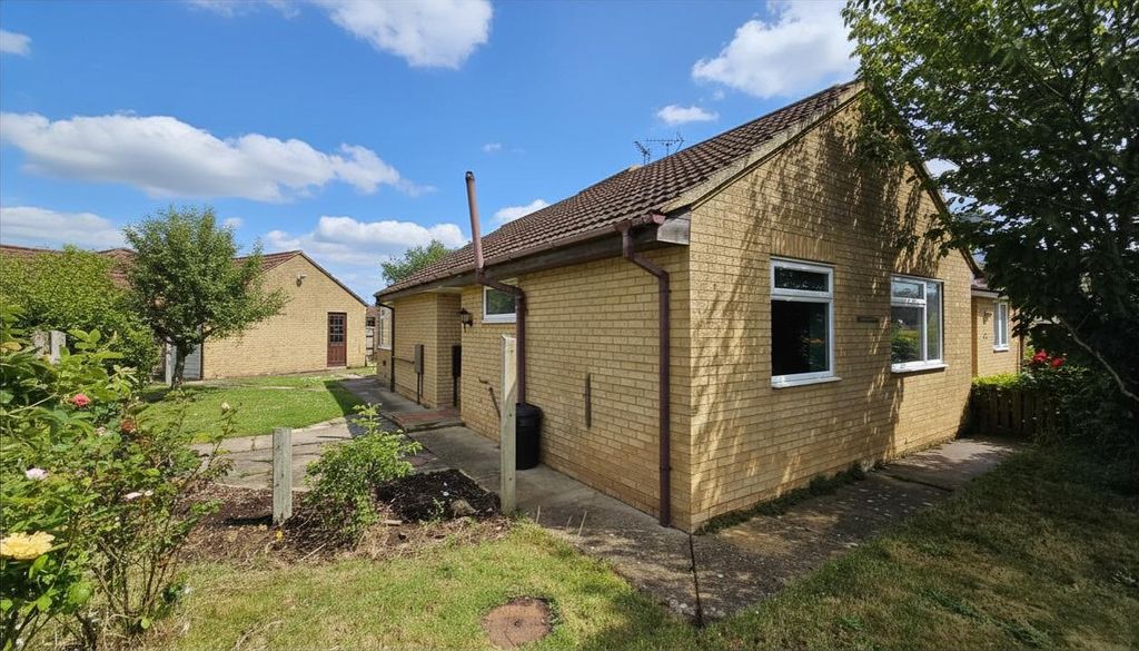 Property photo 1 of 13 Front