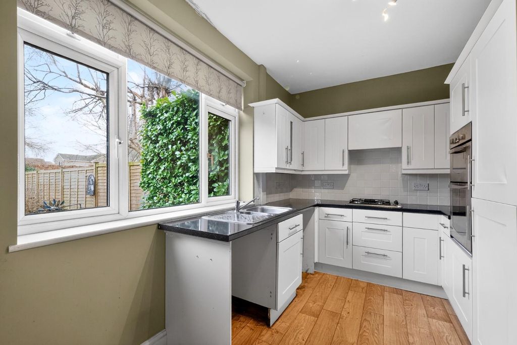 Property photo 2 of 17 Pnmb0207.Jpg