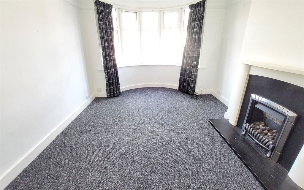 Property photo 3 of 10 Picture No. 13