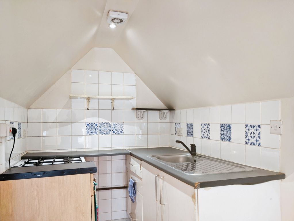 Property photo 3 of 3 Kitchen